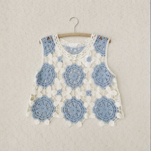 (NEW) Altar'd State Crocheted Top (L) - Picture 1 of 5